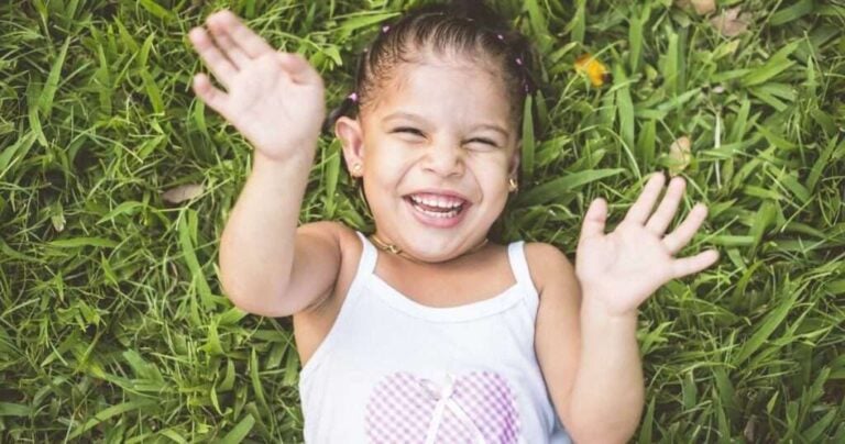 How to Make Kids Happy in 13 Practical Ways