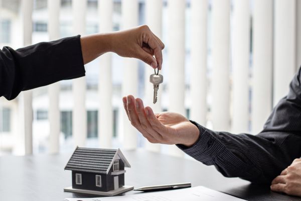 How Much Should I Pay My Parents for Rent?
