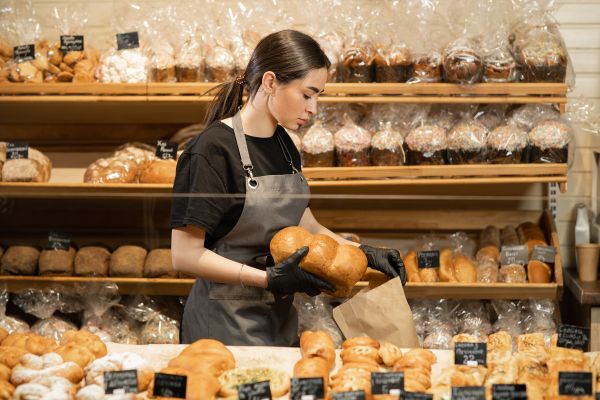 Glen Mountain Market Bakery & Deli: Watkins Glen Restaurant