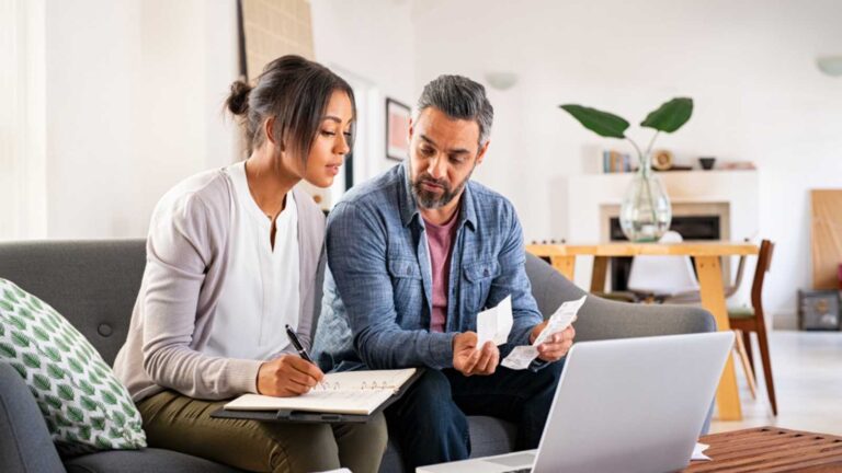 Couples discussing income
