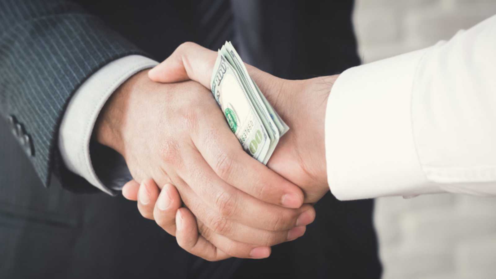 Man lending money
