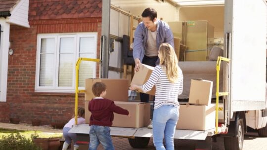 Couples moving to new house