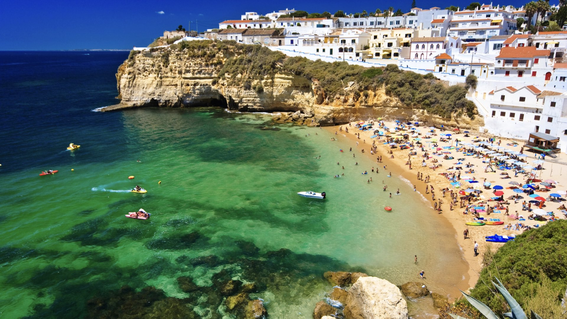 15 Destinations American Retirees Are Living in That Are Cheap - Vimarsana News