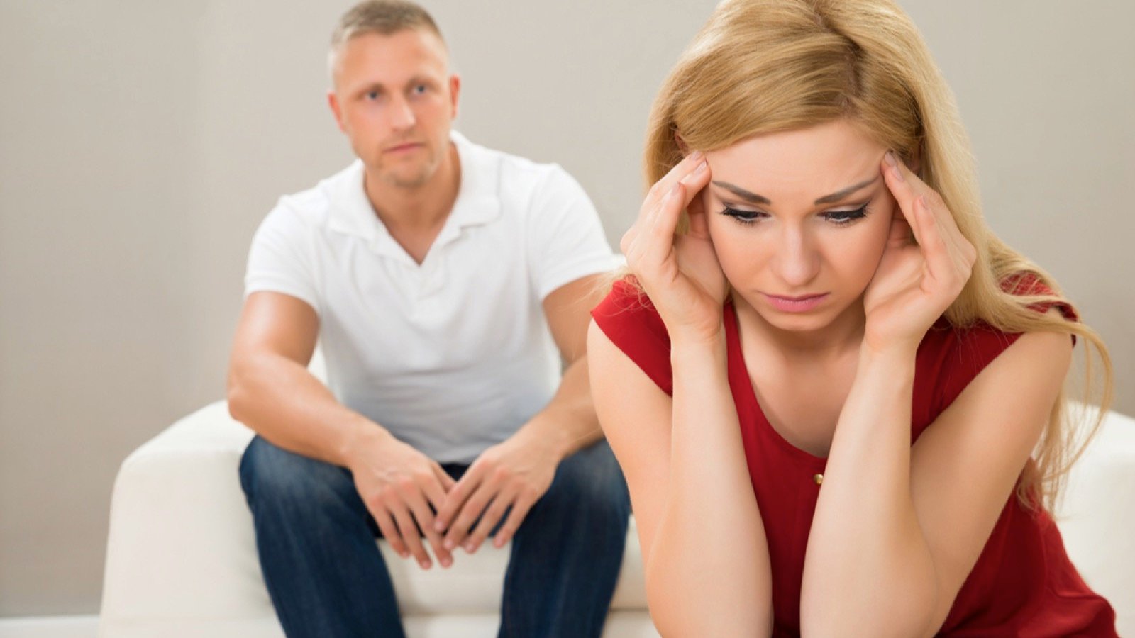 Couples fighting, woman upset