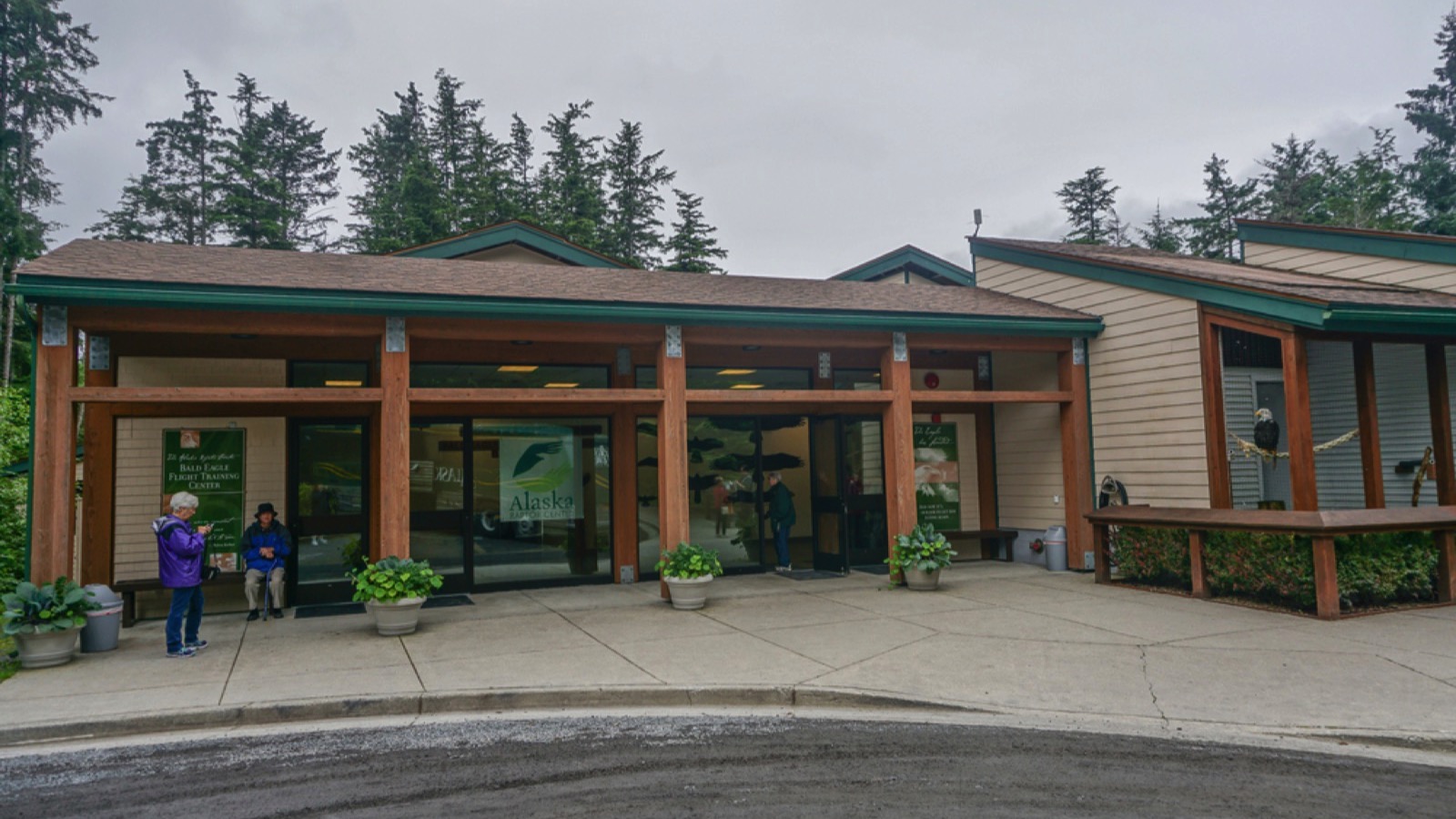 Alaska Raptor Center, Sitka