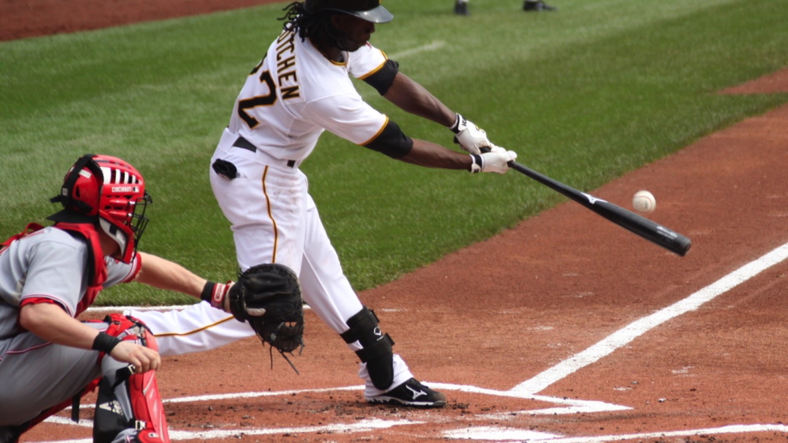 Andrew McCutchen of the Pittsburgh Pirates swings