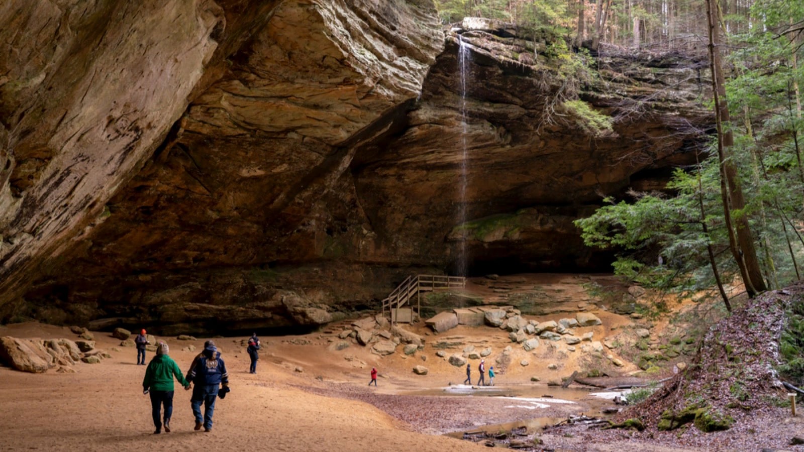 Ash Cave in Southeast Ohio at Hocking Hills State Park
