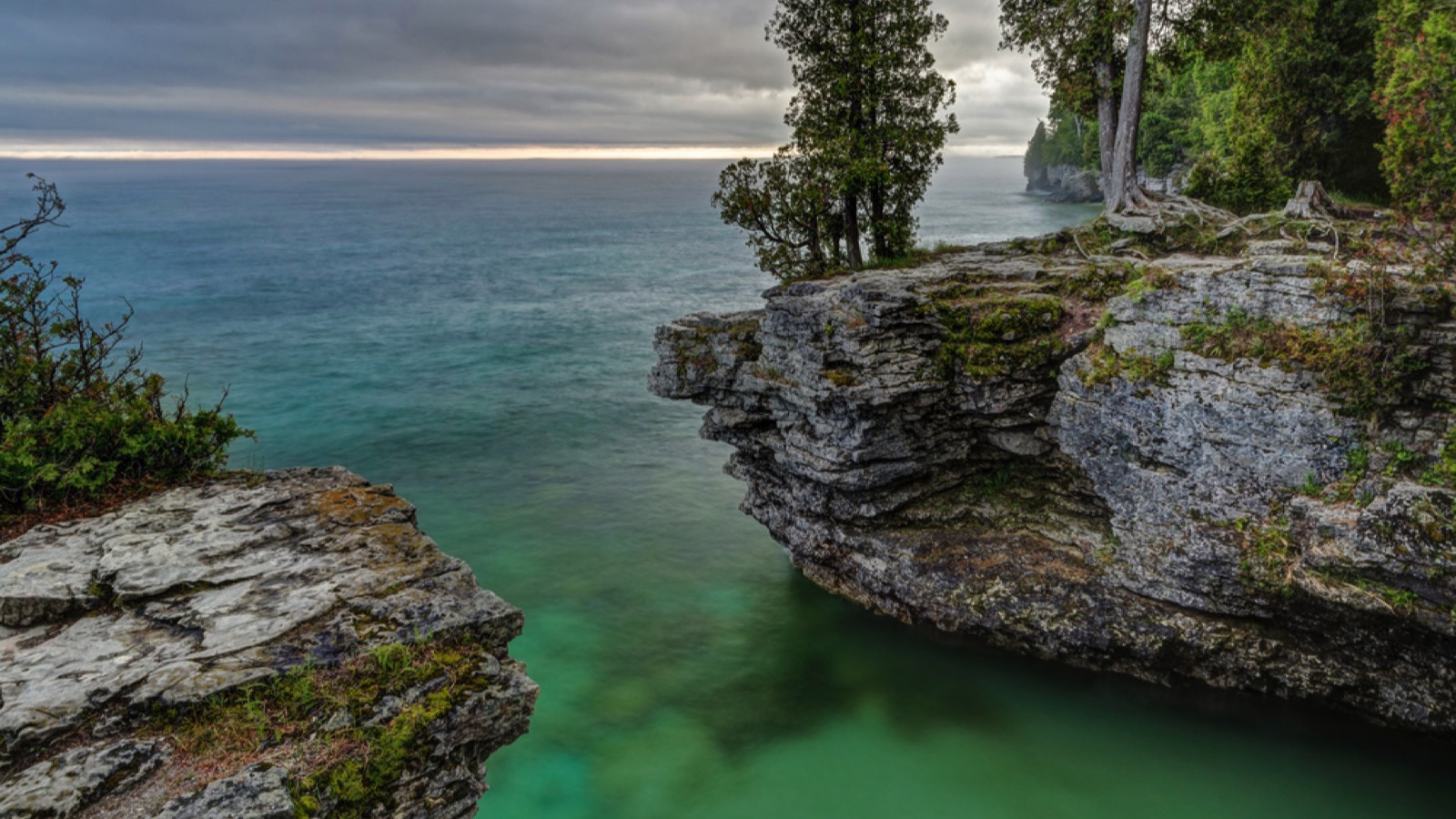 Cave Point county park Wisconsin