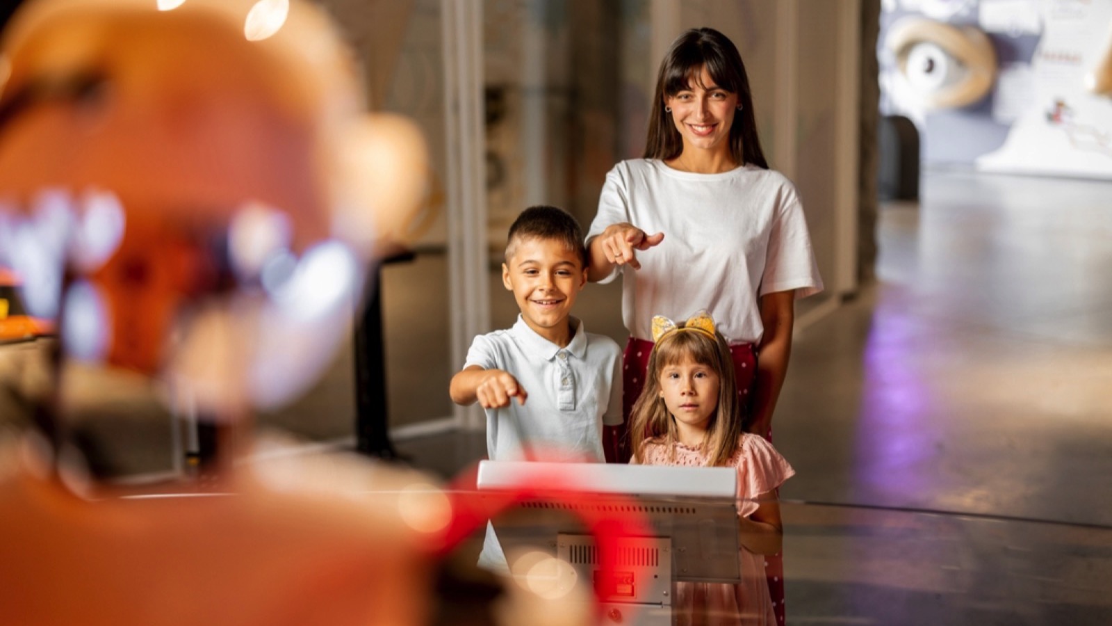 Child with mother at museum