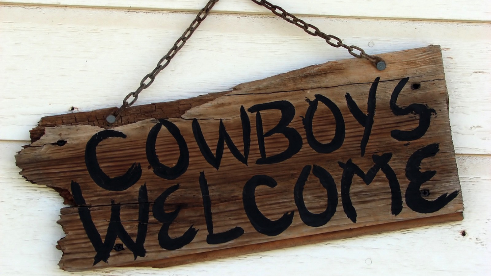 Cowboys Welcome Sign