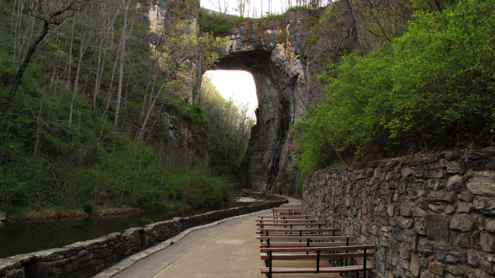 Natural Bridge State Park in the State of Virginia