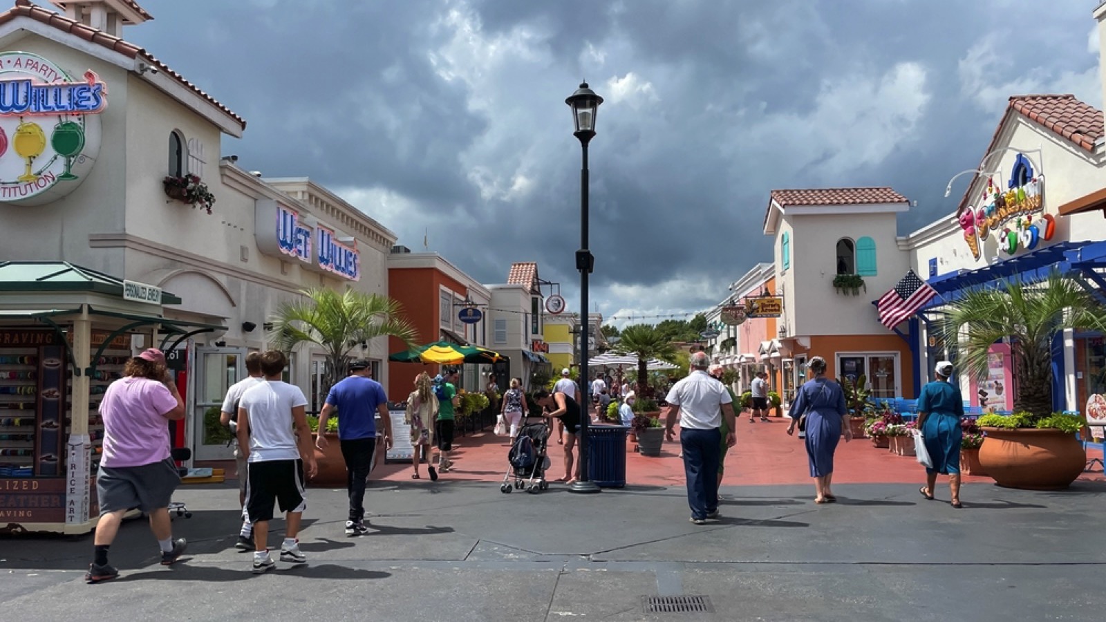 Roadside view of Broadway at the Beach