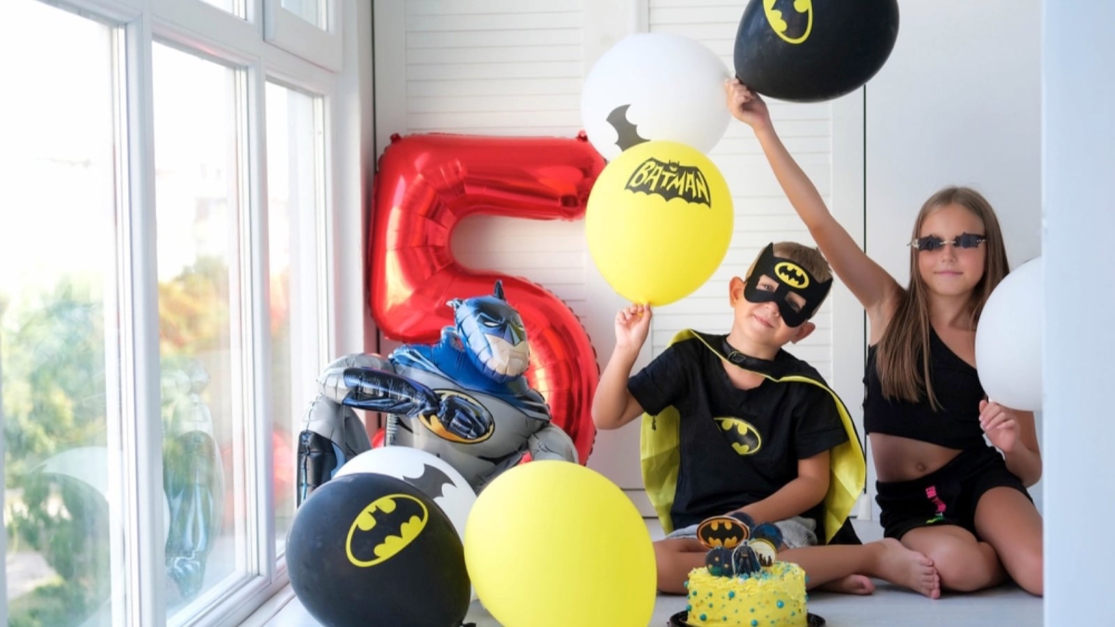 Superhero balloons
