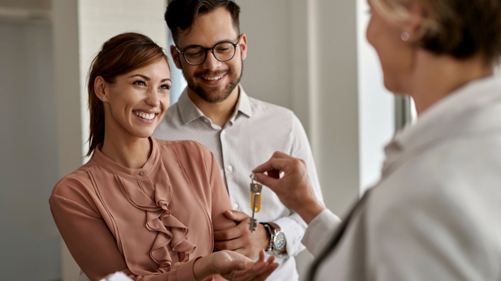 Couples buying new home