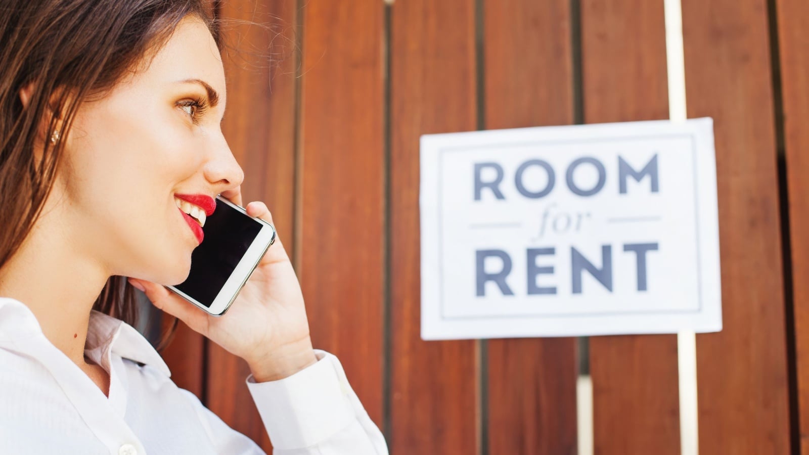 Young woman calling about a room for rent