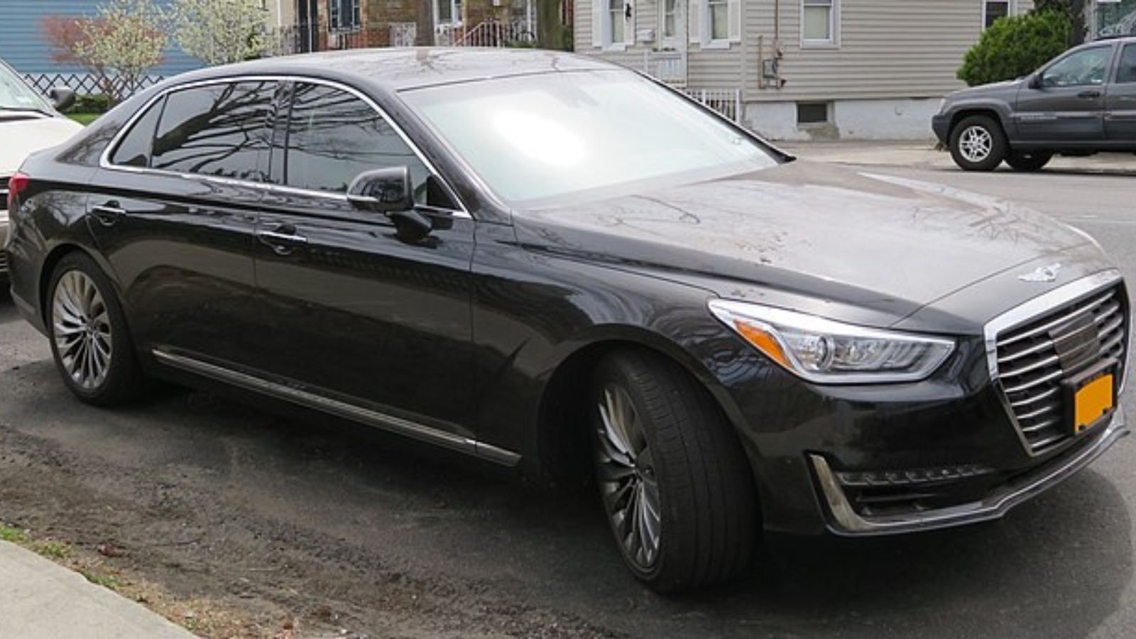 2018 Genesis G90.