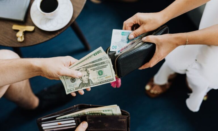 Money Mistakes You Can't Afford to Make in Your 20s