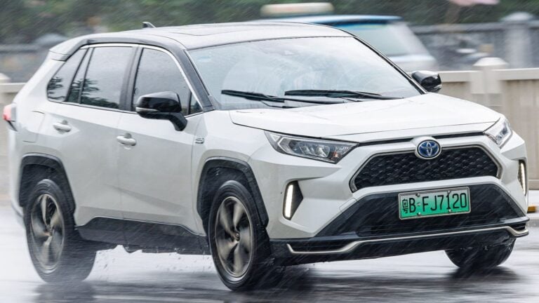 TOYOTA RAV4 PHEV PRIME (XA50).