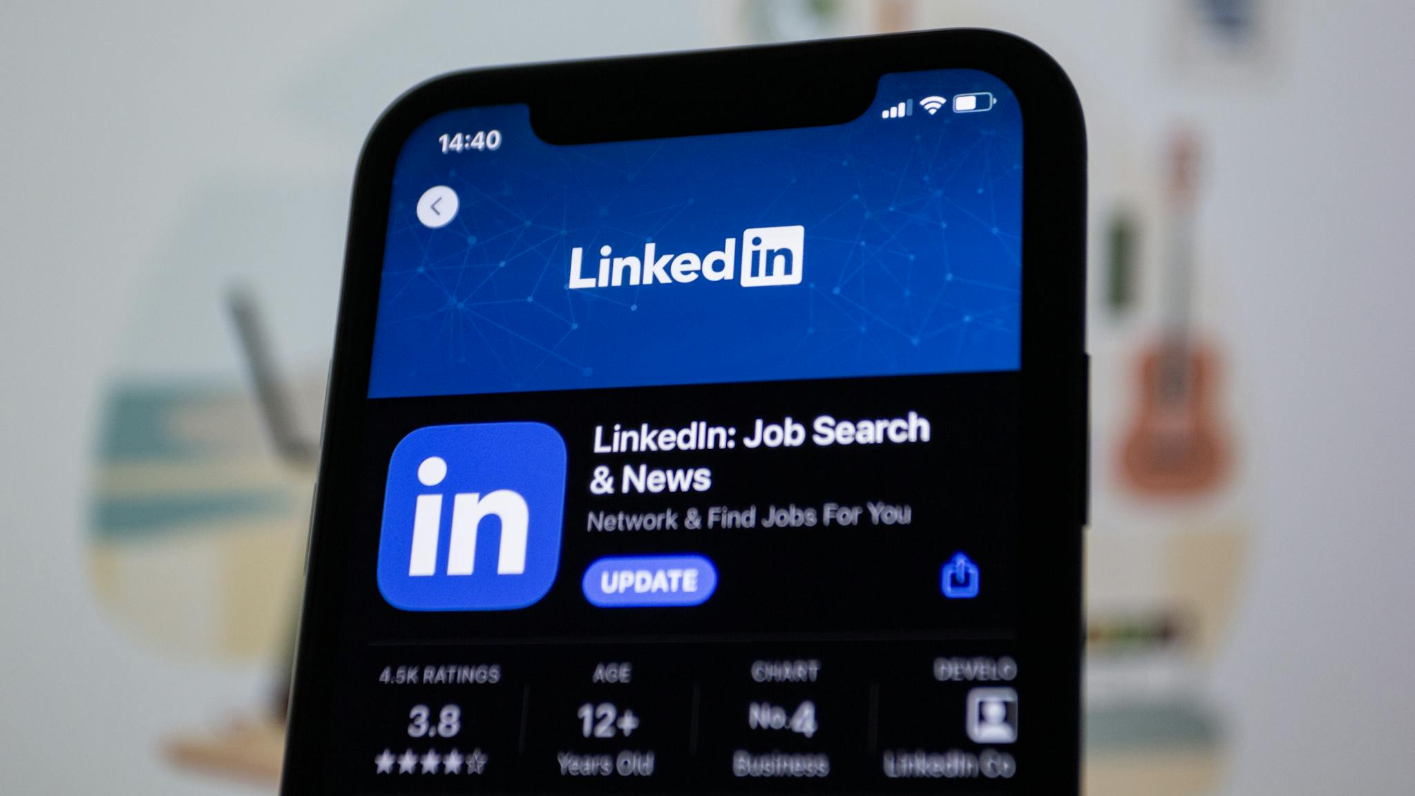 14 Creative LinkedIn Profile Tips to Catch Recruiters' Eyes | KindaFrugal