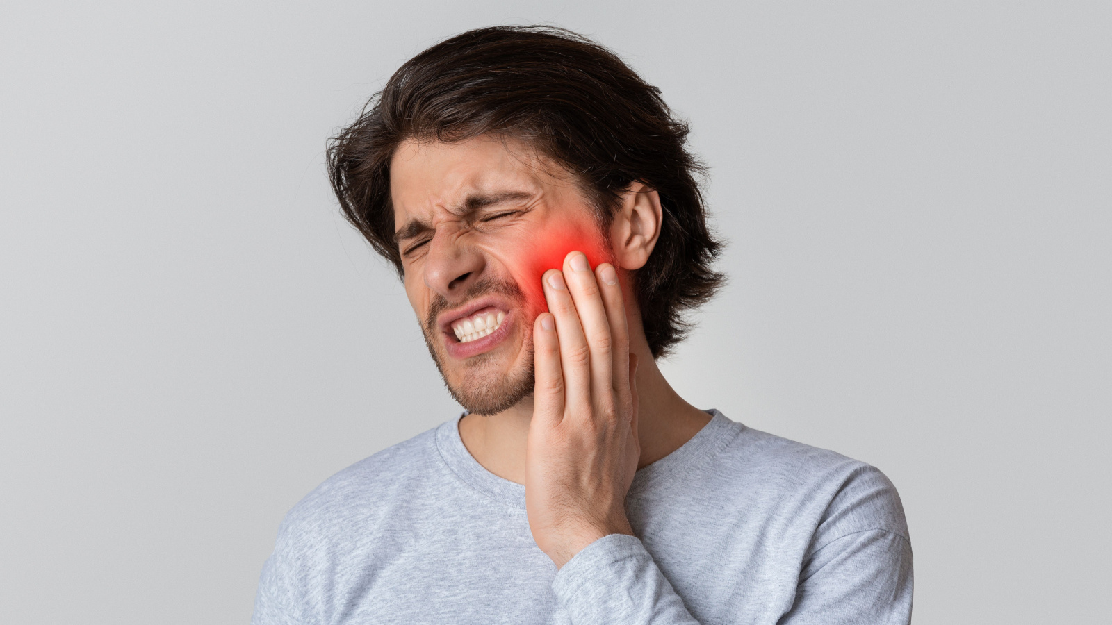 man tooth pain