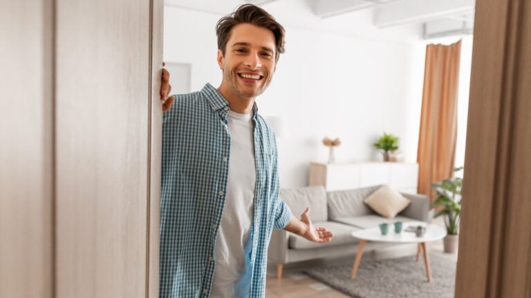 13 Cute and Affordable Apartment Decorations