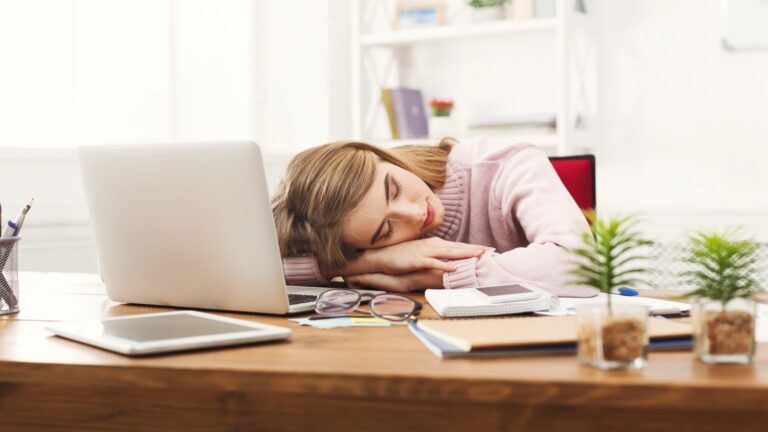 Revitalize Rest: 11 Essential Sleep Tips for Surviving Office Life